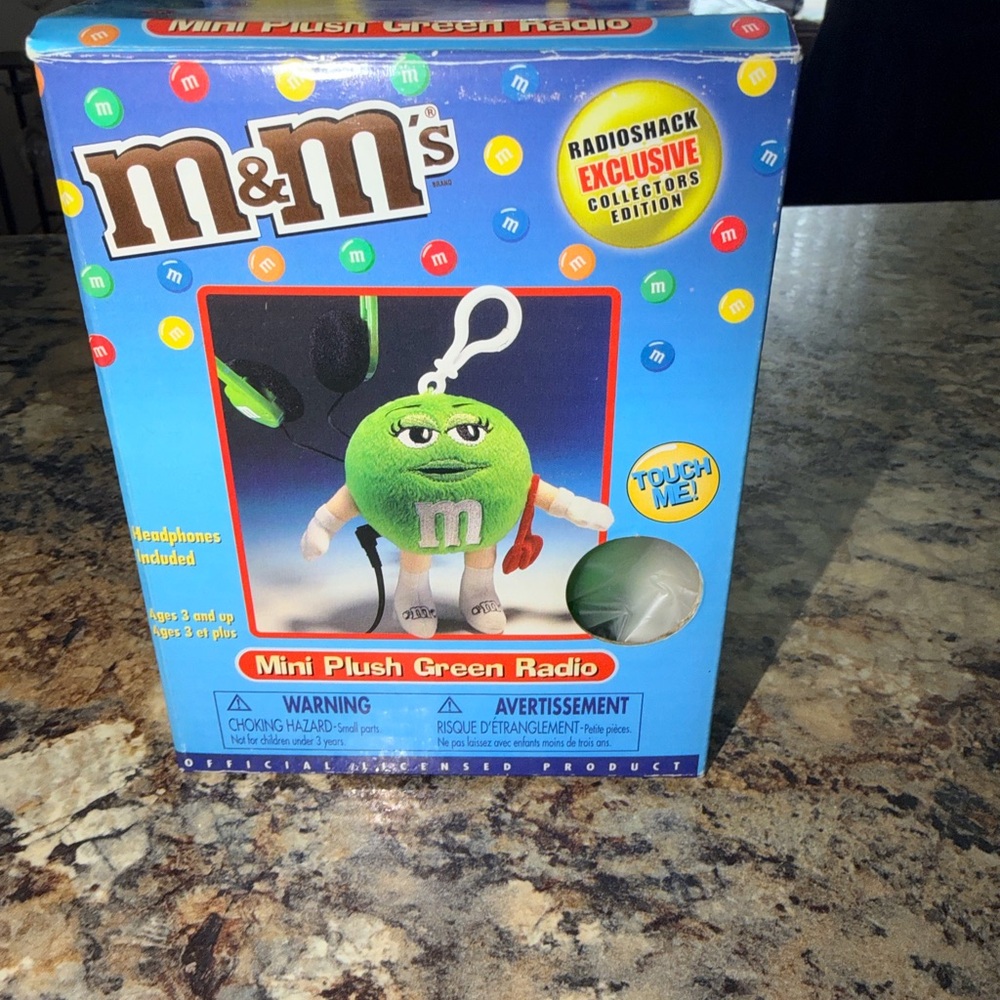 M&M'S Green Plush Mini Radio with Headphones 2000
